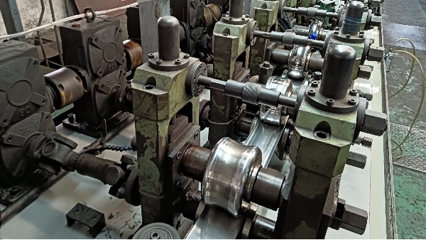 半導(dǎo)體潔凈管可以用不銹鋼焊管嗎